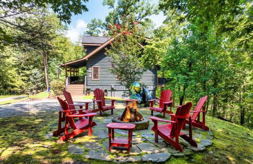 The Holiday Cabin at Lake Lure - Photo 72