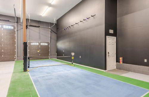 The Hangout Haven - Theater, Hot tub, Pickleball, Ping pong, Firepit - Foto 59