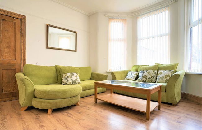 Charming 4-bed, Pet Friendly House in Liverpool - Foto 20