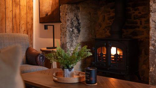Charlotte's Cottage, a Charming Cotswolds Getaway - Foto 1