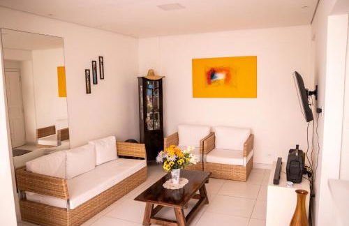 Apartamento com varanda Gourmet na praia da enseada - Foto 8