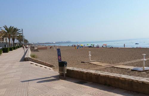 Beach Apartment with beautiful view - Foto 24