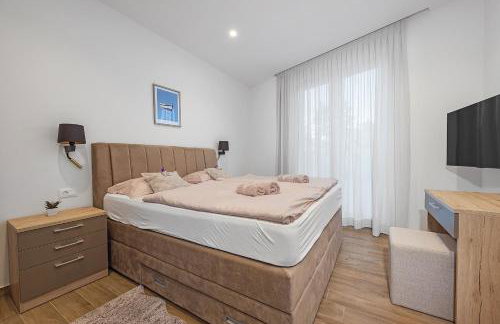 Villa Pinus - Private Pool, Jacuzzi, Game Room - Foto 24