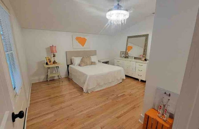 Lake Hartwell Frank Howard Home Clemson - Photo 5