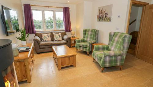 Lavender Cottage - Photo 4