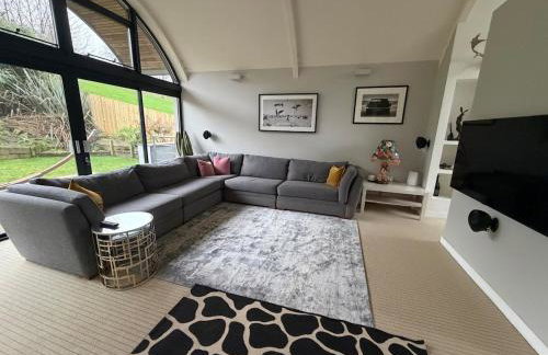 The Lookout - Unique Architectural Modern Home - Foto 29