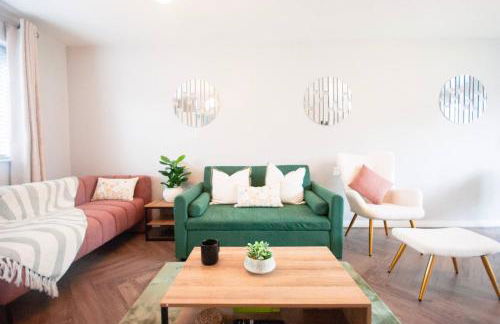 Luxe 3BR - 8 Min to Town Centre - Bradgate Park Leicester - Parking - Garden - Foto 3