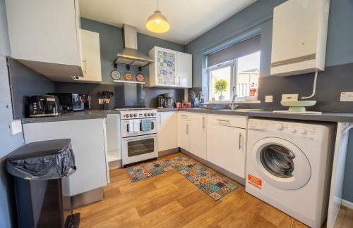 Chic and Cozy, 3 Min from Kingsholm, Parking Incl - Foto 5