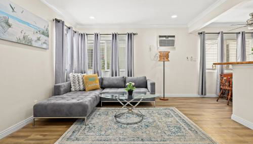 Bright & Cozy Getaway-10min to Downtown LA - Foto 5