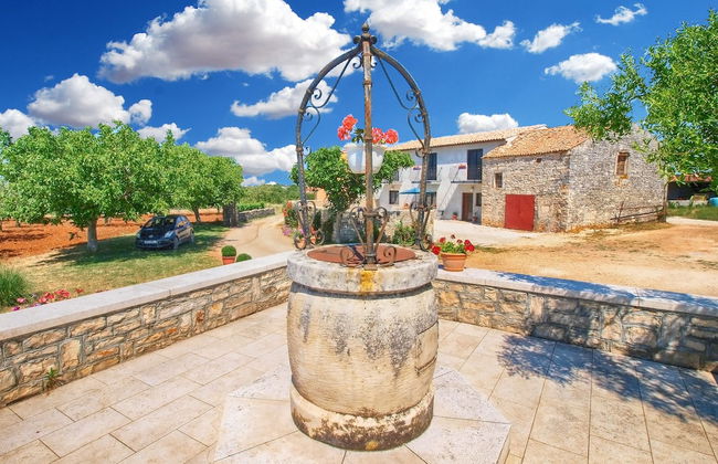 Apartment 1386 - Photo 25