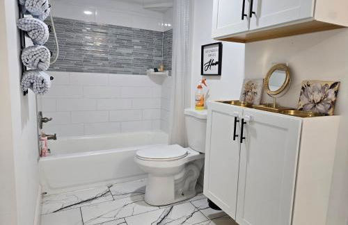 Winston Ardmore Executive King Bed Suite &hot tub - Foto 7