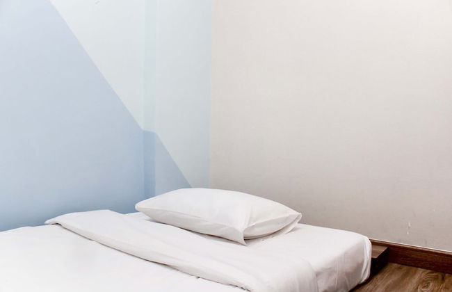 Homey and Simply 2BR at Lagoon Bekasi Town Square Apartment - Foto 5