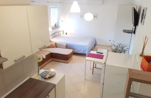 Olive Apartments - Photo 8