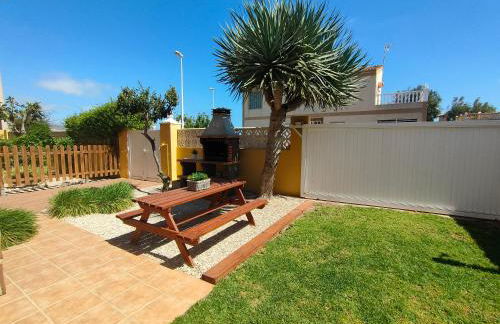 Chalet Marenyet junto a la playa - Foto 1