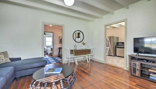 Peaceful Schulenburg Farmhouse with Fire Pit and Games - Foto 5