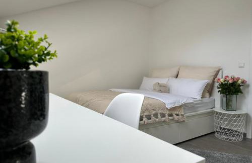 Zentral, ruhig & stilvoll Wohnen - YUKA Apartments - Foto 9