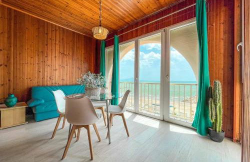 Athena Sea front Apartment, Parking & Pool - Foto 24