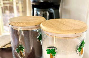 Oceanfront Stay w/ AC, BBQ, Washer/Dryer & Kitchen - Foto 51