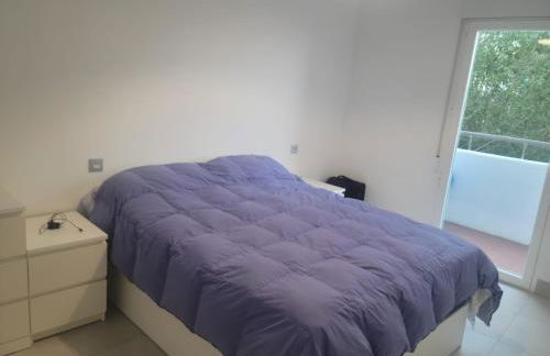 250m Chamartin, 250m plaza castilla, 3 stops Bernabeu - Photo 15