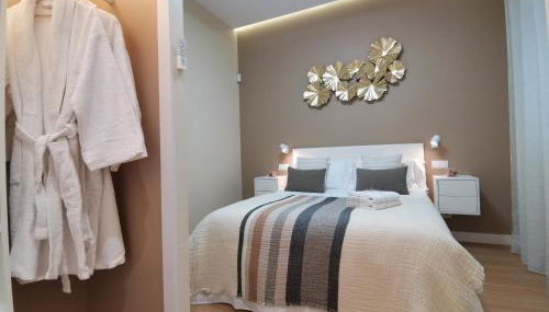 Apartamento de Lujo - A 10 minutos del centro - Photo 2, towels, wardrobe