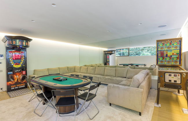 The Glass Manor - Photo 62