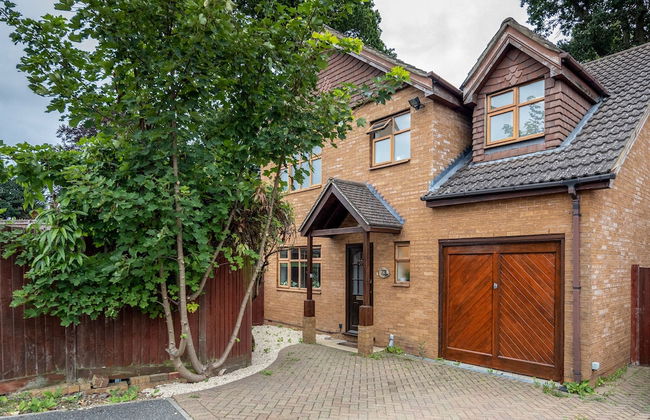 Maidenhead Pet Friendly 4 Bed House - Foto 12