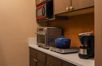Emerald Residences Of Belleair Beach - Photo 32