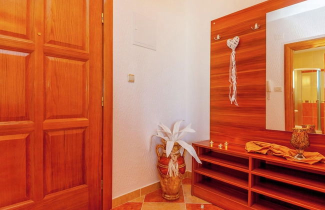 Luring Apartment in Dramalj with Hot Tub - Foto 27