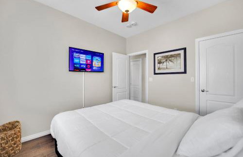 Seven Palms - Photo 38