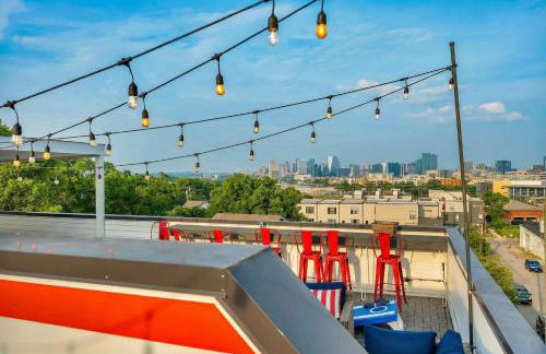 Rooftop Deck & Shuffleboard BBQ Near Downtown - Foto 39
