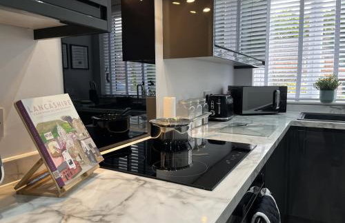 Modern 3-bed stay-away-home sleeps 6 nr Manchester - Foto 10