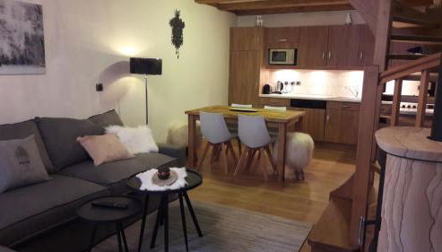 Appart 6 pers 3 étoiles centre proximité remontées mécanique Courchevel Le Praz - Los Robles - Foto 2