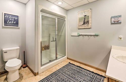 Hot Tub and Shared Dock Lakefront Grove House - Foto 23