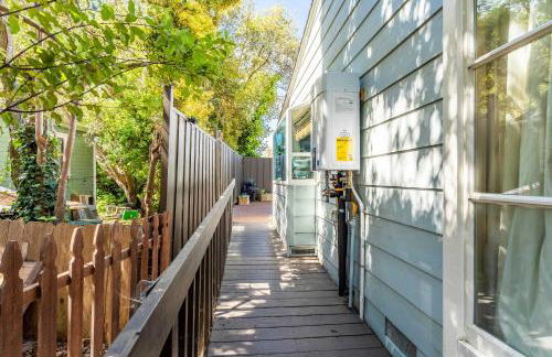 Quaint Carmel - Bungalow Close to Beach - Photo 34