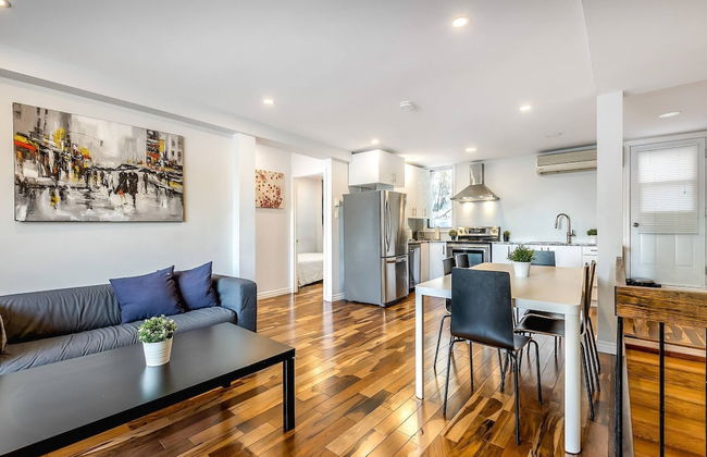 Hip Townhome With Garage Dt Mtl - Foto 1