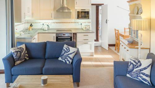 Poirot Cottage - Photo 3