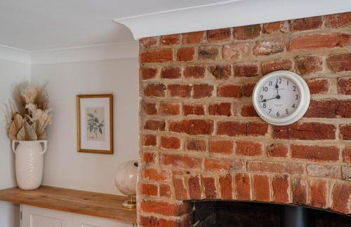 Charming Suffolk Cottage, 3 Bedroom, Parking - Foto 36