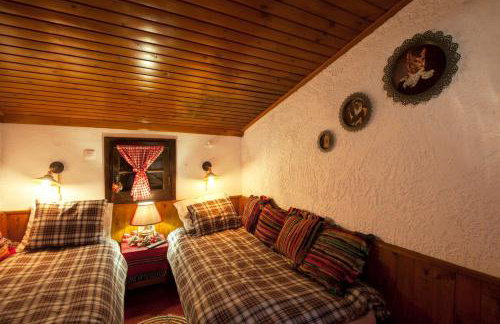 Dandy Villas Agoriani - Chalet Iris- Fireplace - Up to 6 - Foto 16