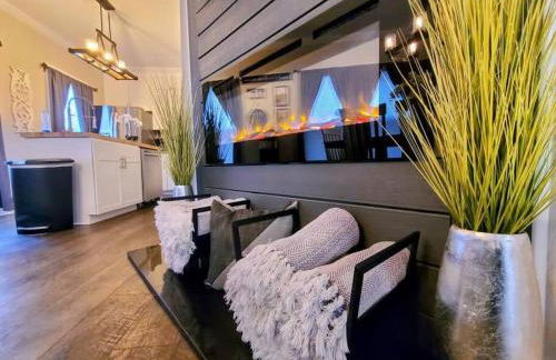 Downtown Kzoo with 3rd Floor Arcade Room - Foto 1