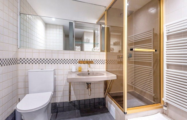 Mayfair Piccadilly Apartment - Photo 18