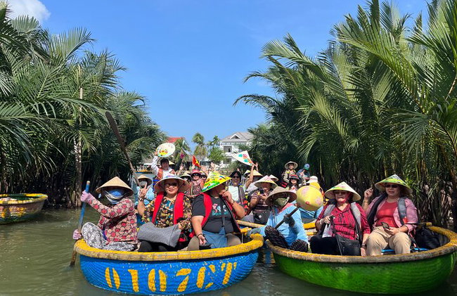 Da Nang Hội an Coconut Basket Boat and Hội An Night Tour - Photo 21
