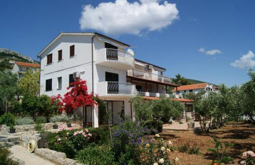 Apartmani Braco Caratan - Foto 1