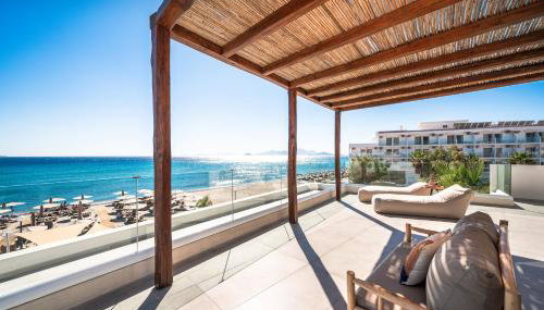 NOA BEACHFRONT SUITES - Foto 5