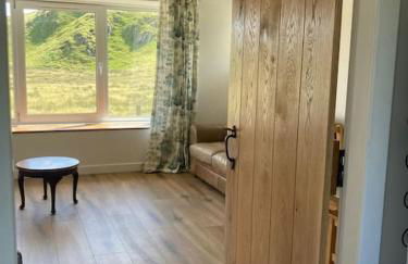 Pet Friendly 1Br Modernised Cottage with Fibre WiFi - Foto 13