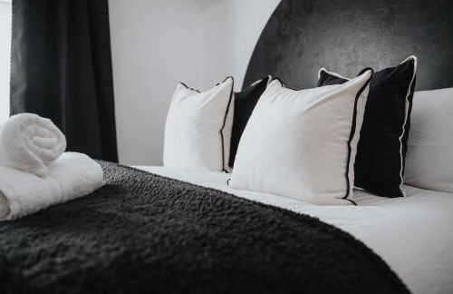 New Modern 2 Bedroom Central Apt Greater Manchester, Sleeps 5, Near Airport with Great Transport Links - Foto 25