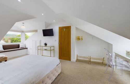 Modern 4 Bed Walk to Pubs, Shops and Countryside - Photo 15