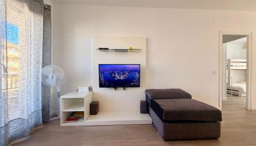 Charming & renovated apt stone throw to the sea - Foto 5