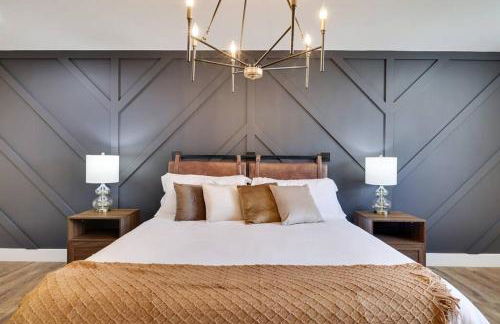 Luxe Lrg Pocono House for 18 Hot Tub/Gameroom/Pool - Foto 74