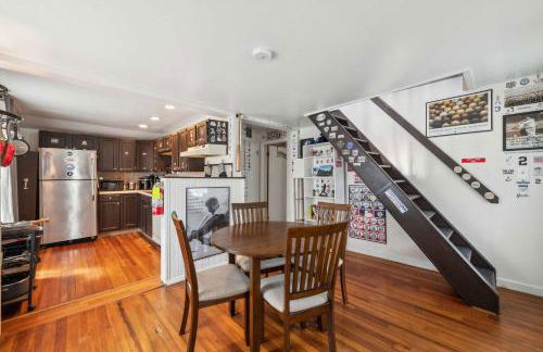 Cozy Milford Cottage on Half Acre w Deck & Grill - Foto 12