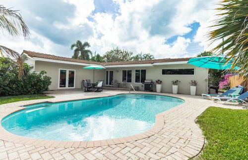 Spacious Fort Lauderdale HEATED Pool House, Grill and Beach 2.9 miles - Foto 4